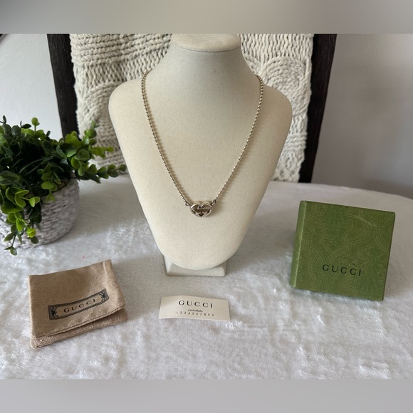 Gucci Necklace - Picture 5 of 9